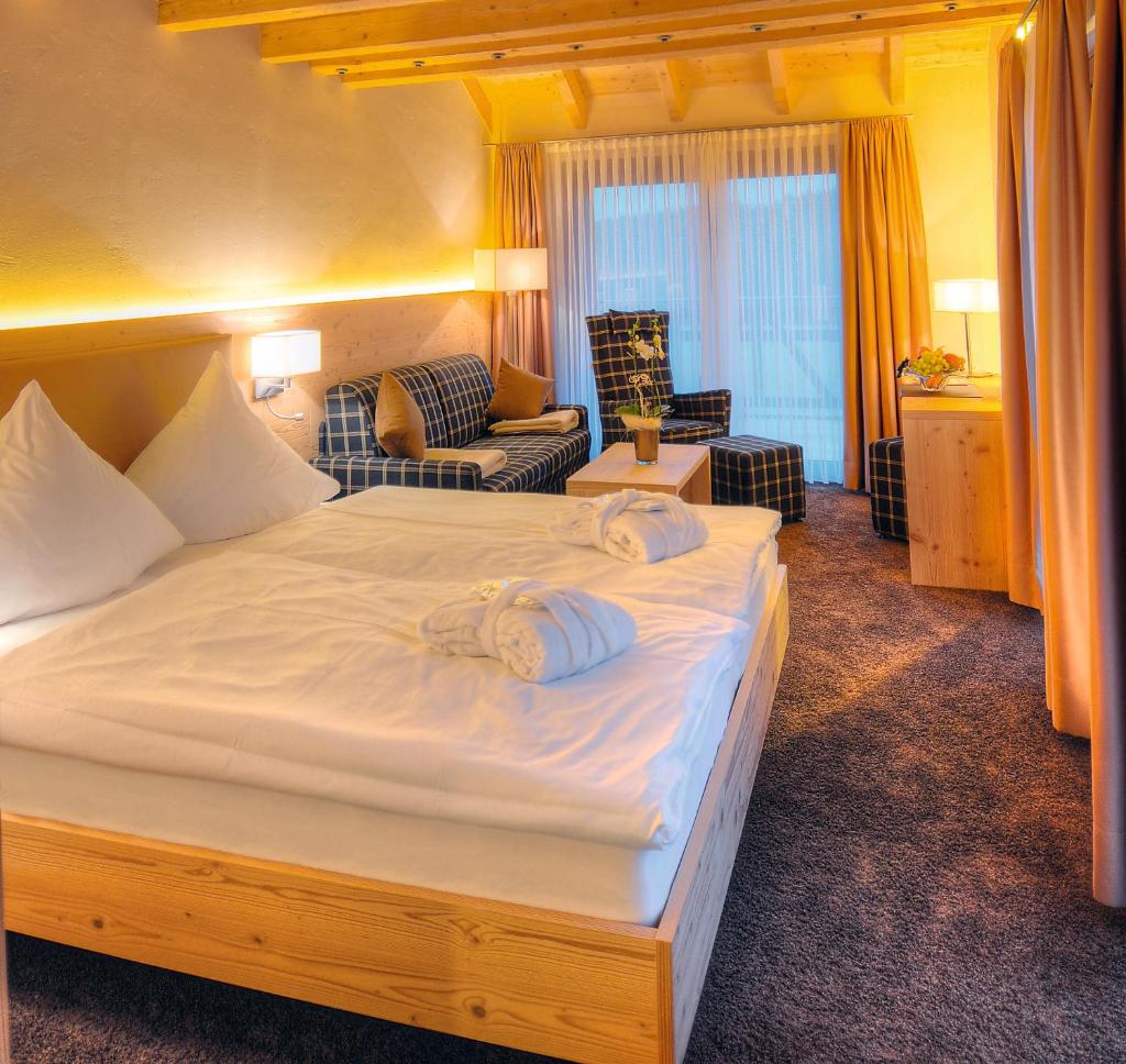 Hotel Grüner Wald photo 1