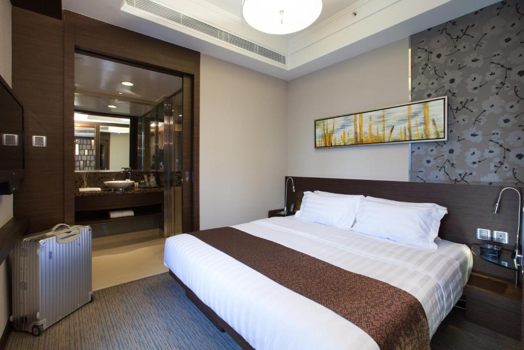 Сьюит (Представительский люкс), Rosedale Hotel Kowloon