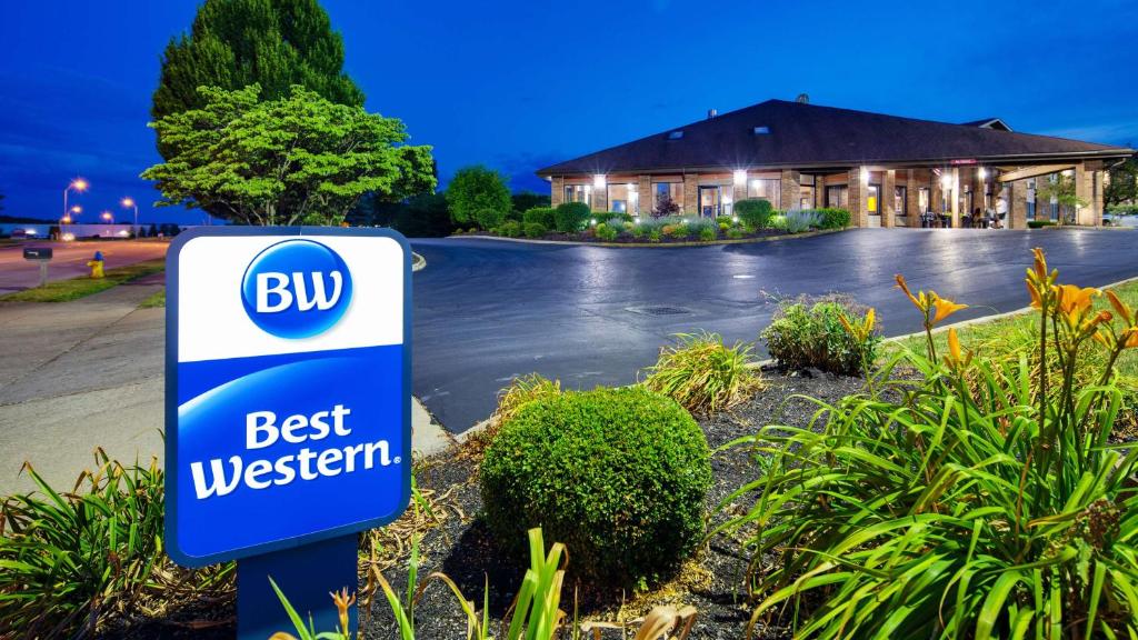 Best Western Lakewood Inn photo 1