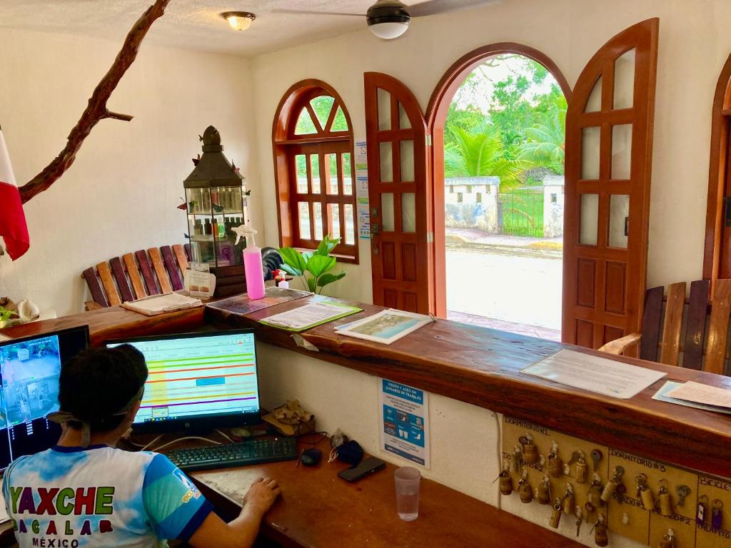 Yaxche Centro Hostal y Camping photo 1