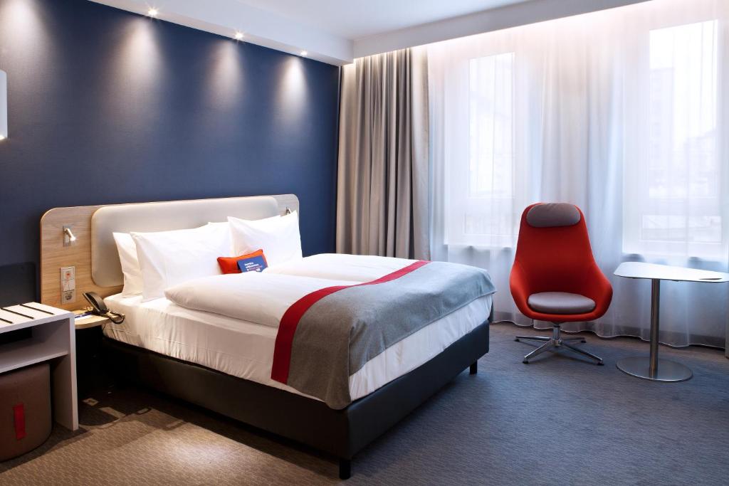 Holiday Inn Express - Kaiserslautern, an IHG Hotel photo 3