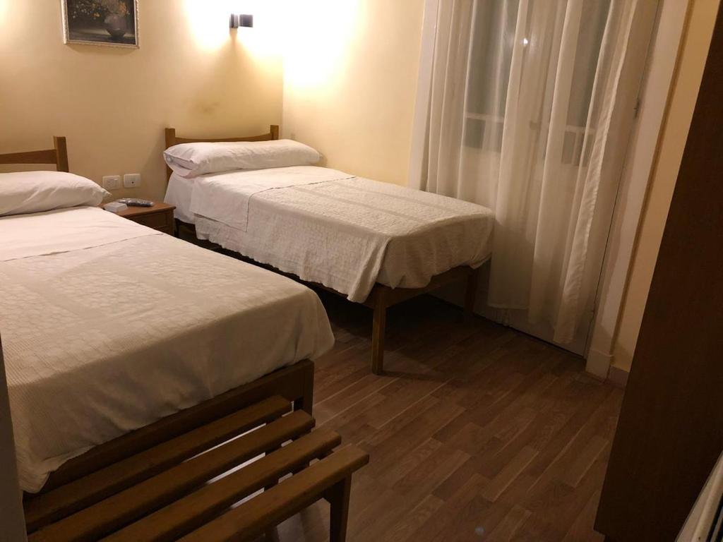 Трехместный (Улучшенный трехместный номер), TULIP HOTEL