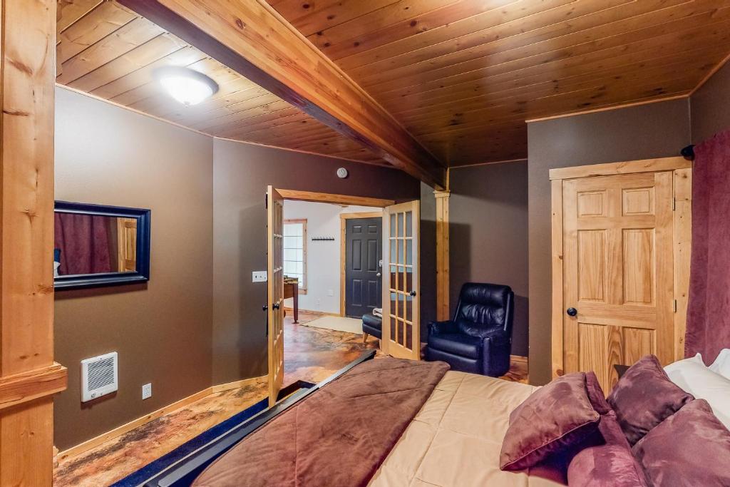 Black Diamond Cabin photo 1
