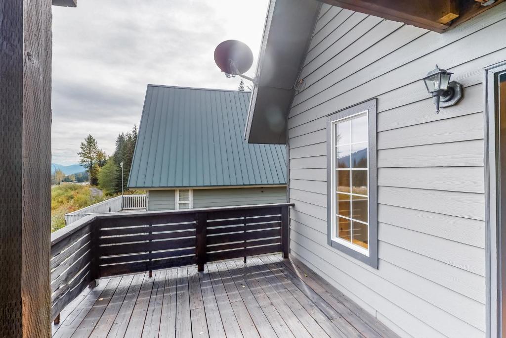 Black Diamond Cabin photo 2