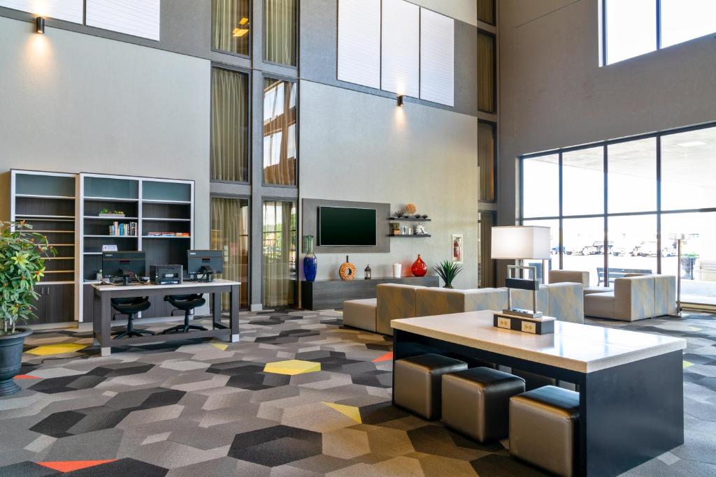 Holiday Inn Morgantown - Reading Area, an IHG Hotel image