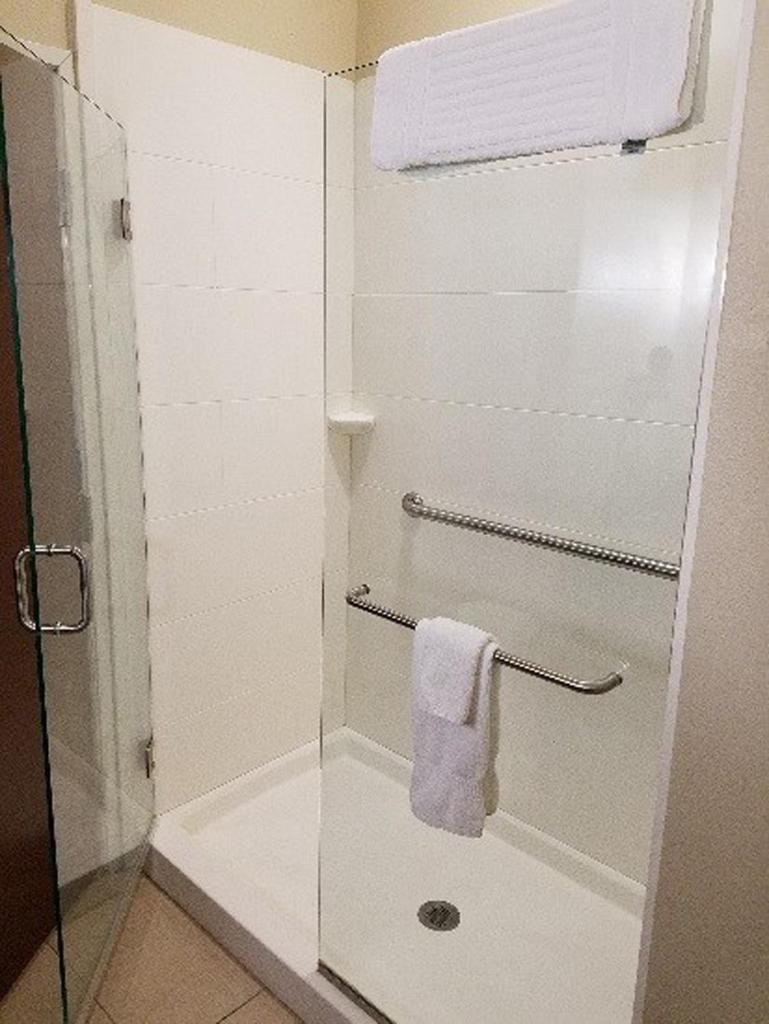 Comfort Inn & Suites West - Medical Center photo 2