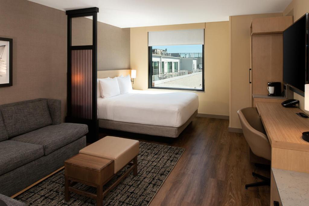 Hyatt Place Chicago/Wicker Park image