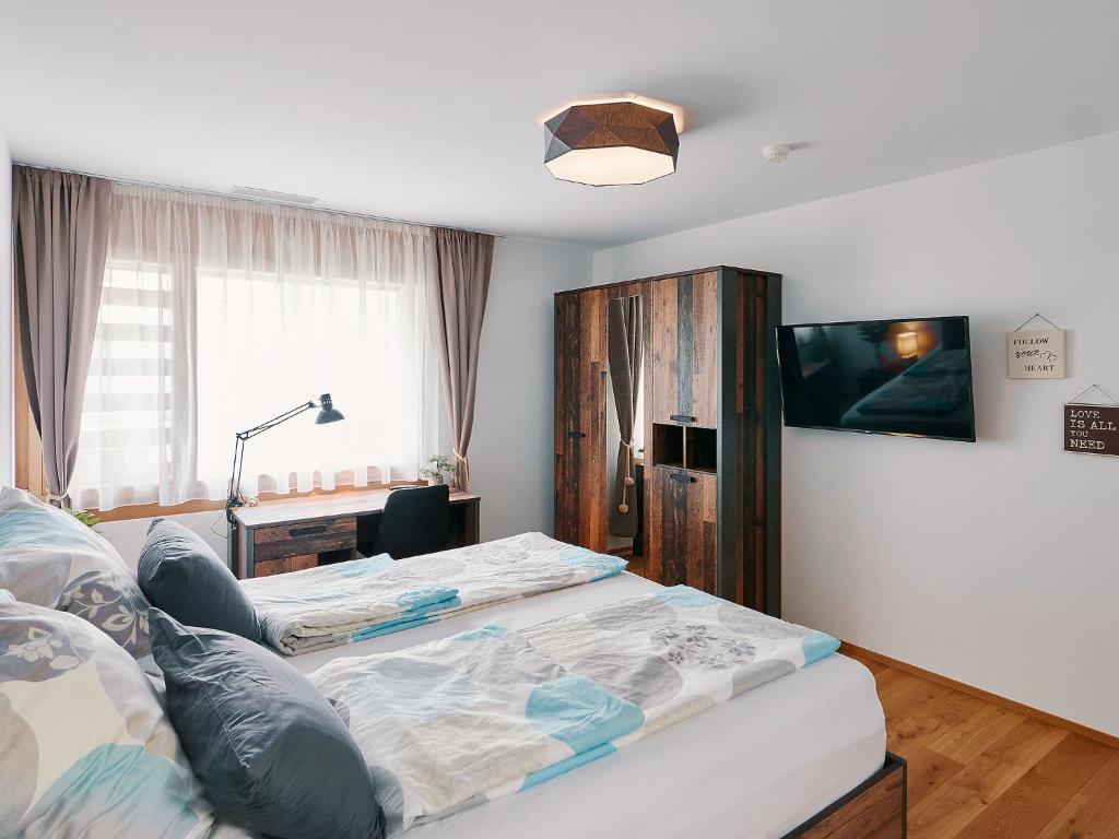 Luxus Neubau 5 min zu Talstation & Caumasee photo 1