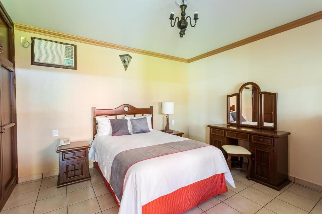 Hotel Ángel Inn photo 4