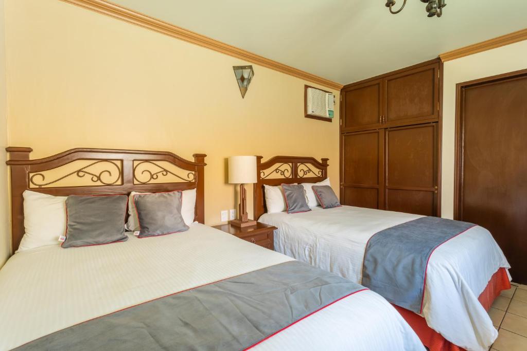 Hotel Ángel Inn photo 2
