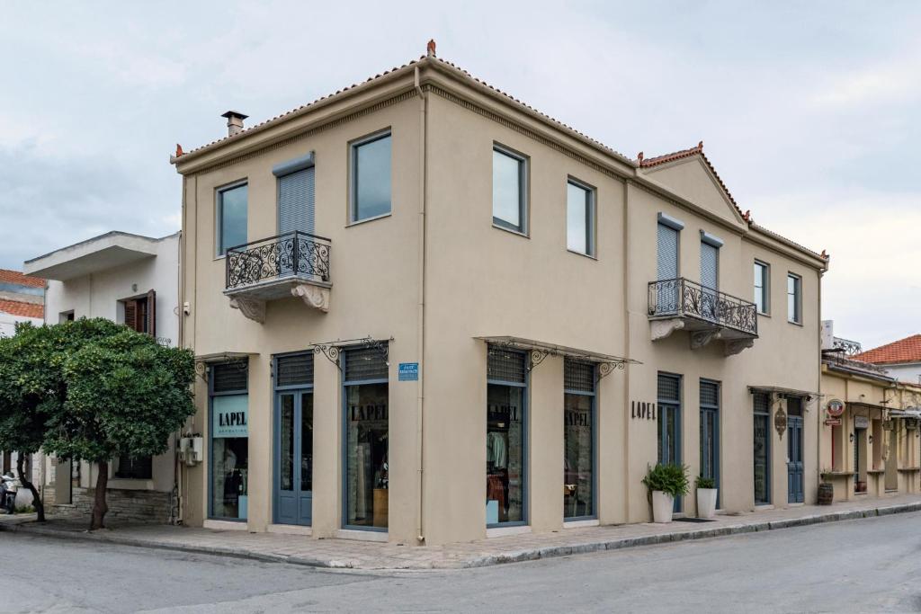 Sinanis city home photo 1