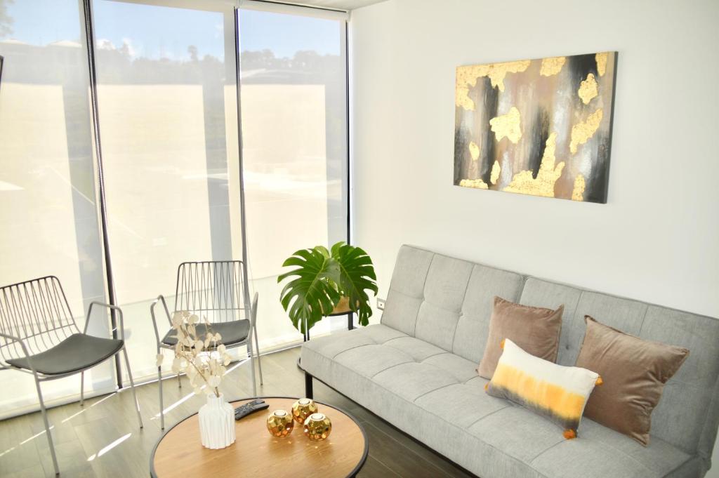Cozy Stays Cayala Apartments 3 photo 3