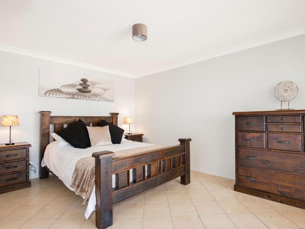Coastaway I Pet Friendly I 3 Min Walk to Beach photo 4