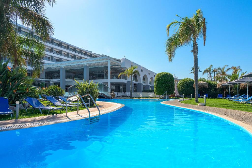 Oceanis Beach Hotel photo 2