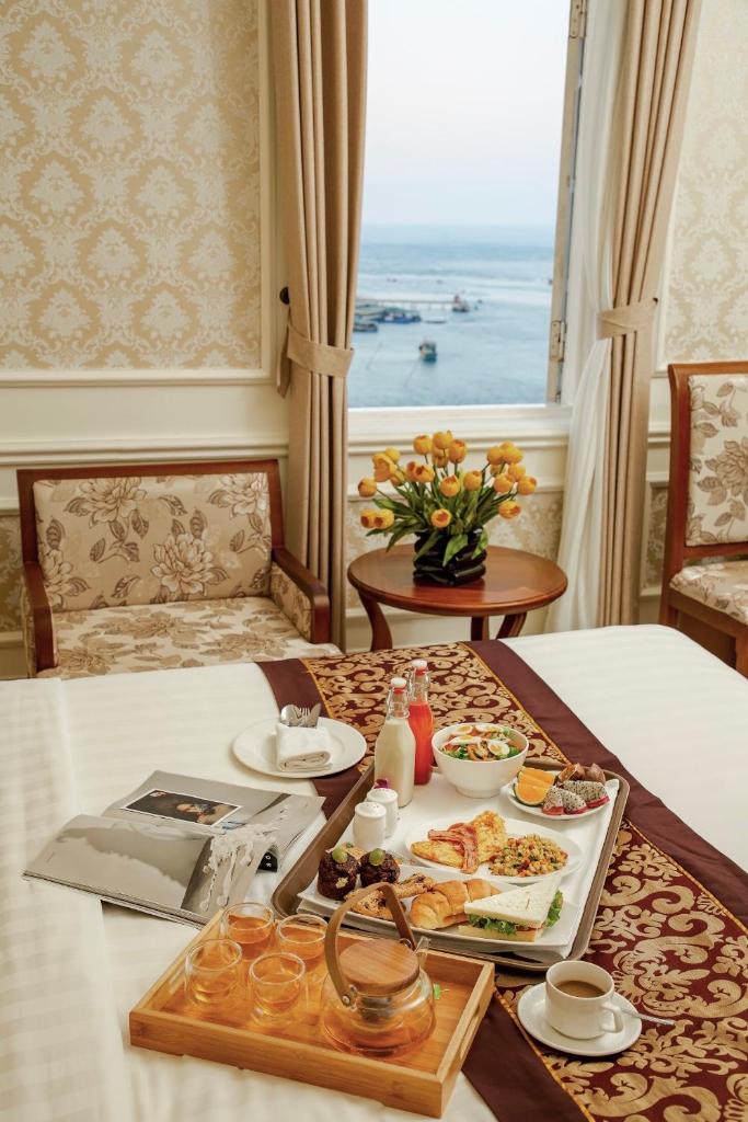 Riverside Hotel - Quang Binh