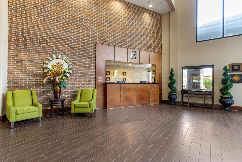 Comfort Inn Warner Robins - Robins AFB photo 3