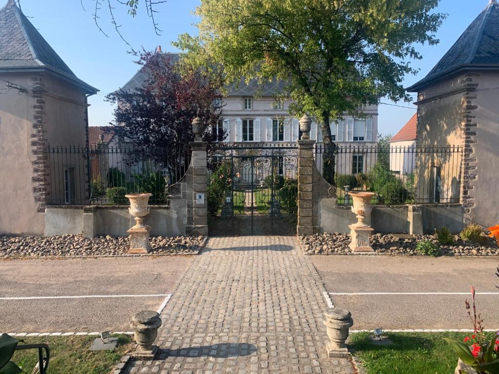 Le Château de Failloux Piscine interieure Sauna