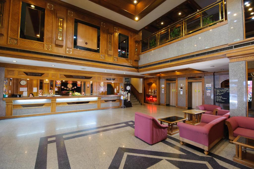 Betong Merlin Hotel photo 1