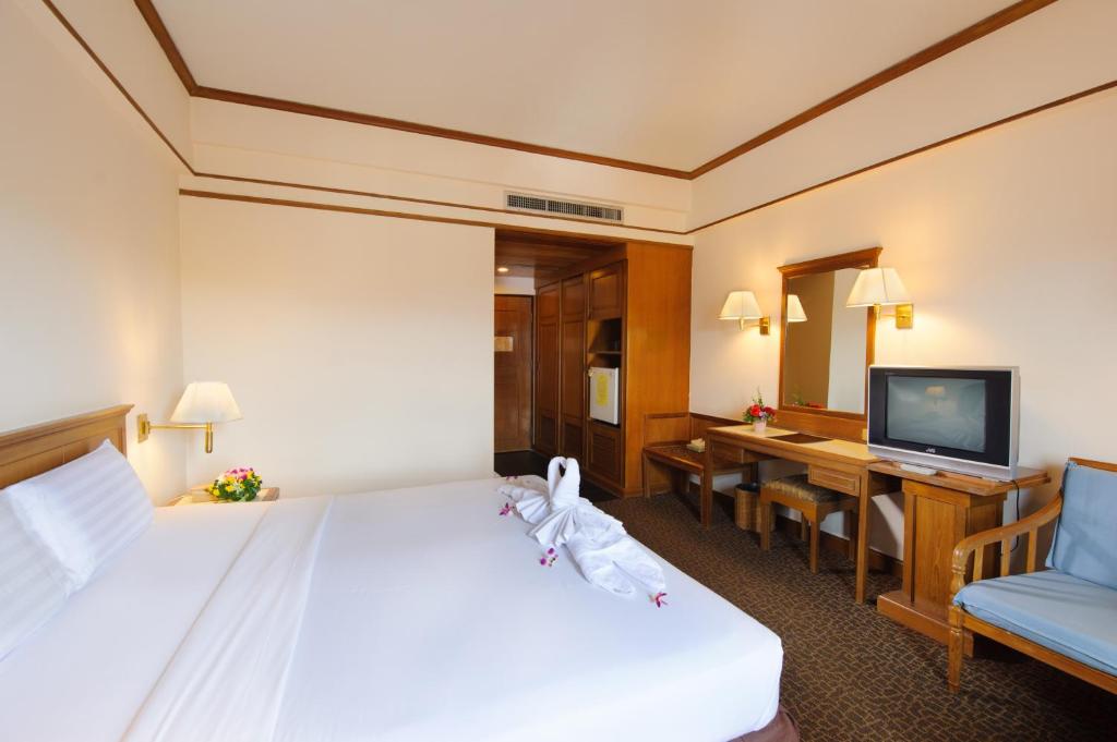 Betong Merlin Hotel photo 3