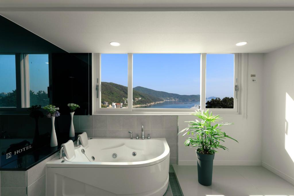 Doya Hotel Geoje photo 4