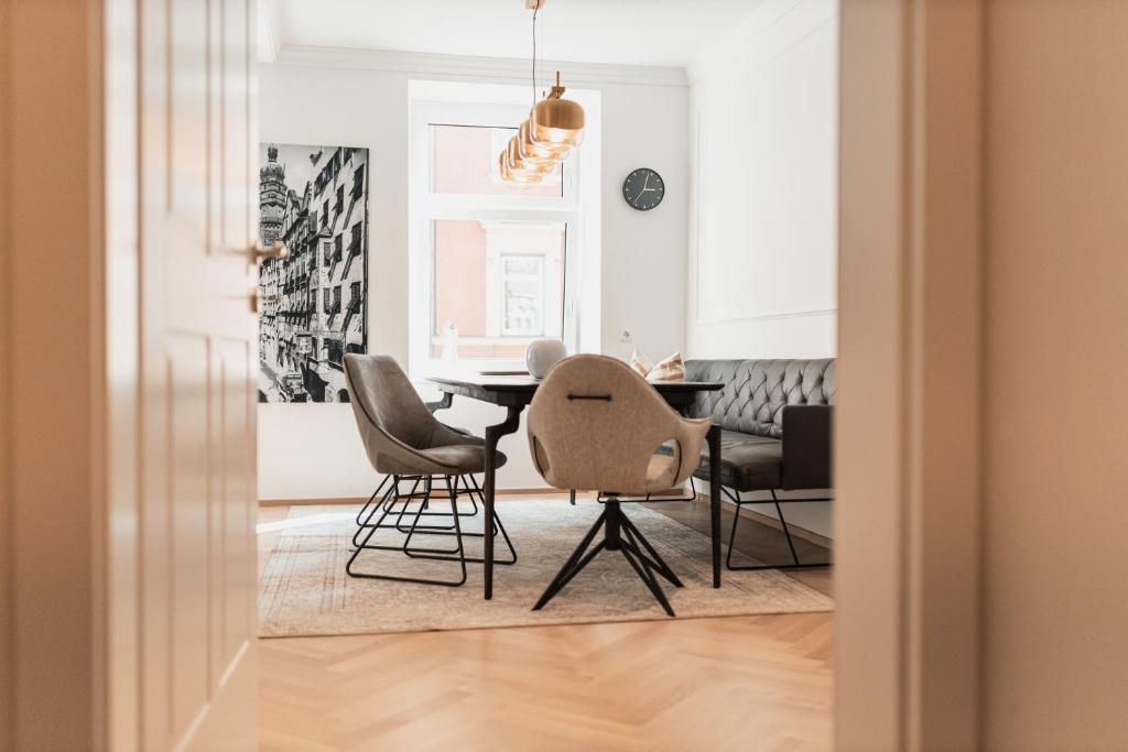 Center-Apartment - Große Wohnung im Stadtzentrum in perfekter Lage photo 3