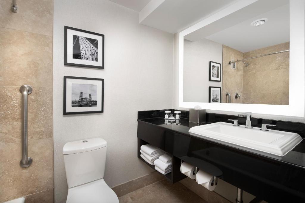 Двухместный (Стандартный номер), Crowne Plaza Hotel Portland-Downtown Convention Center, an IHG Hotel