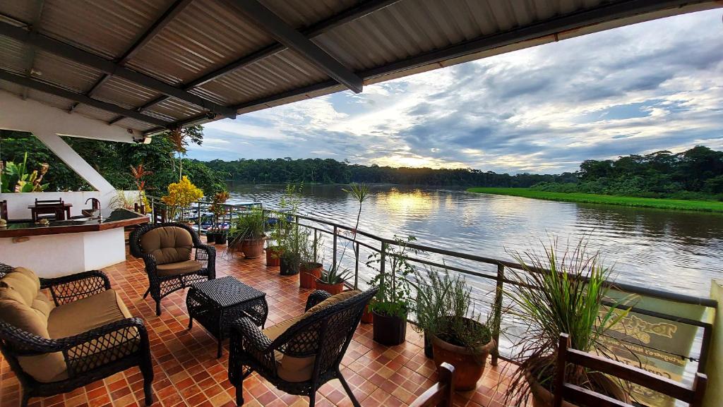 Tortuguero Adventures GuestHouse photo 4