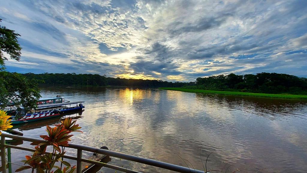 Tortuguero Adventures GuestHouse photo 3