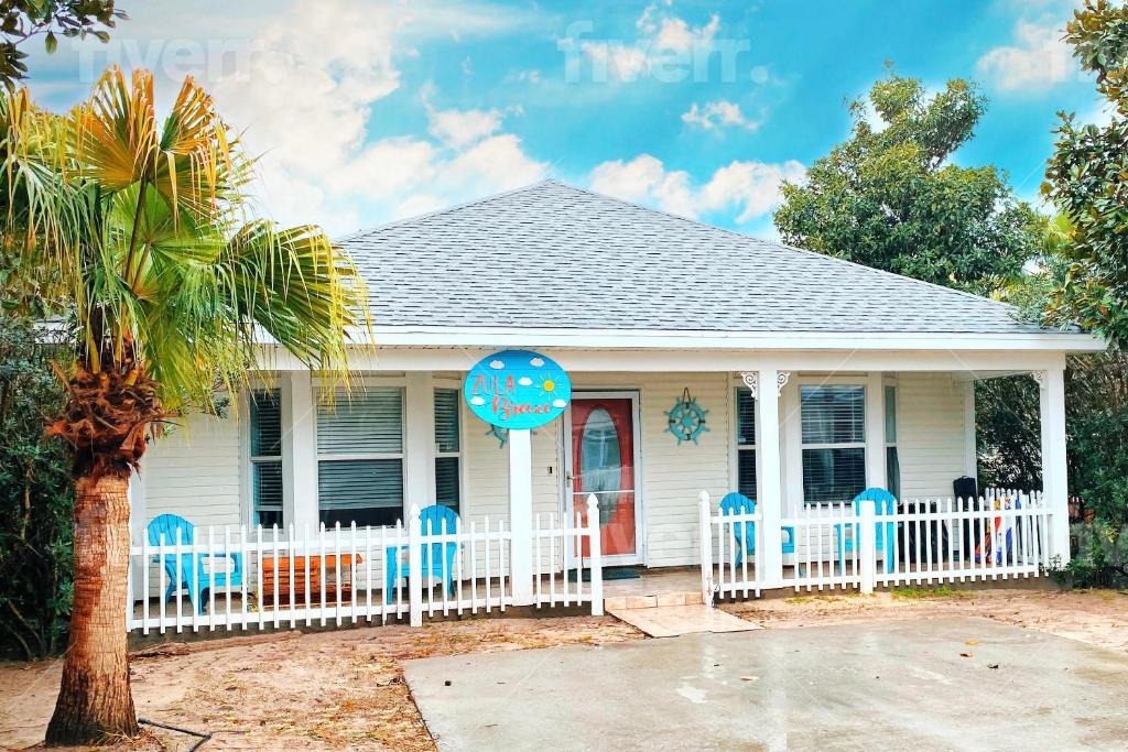 Zula Breeze Beach House, Sleeps 18, Private Heated Pool Spa, 3min Walk To The Beach, Pets Welcome, Fenced Yard image