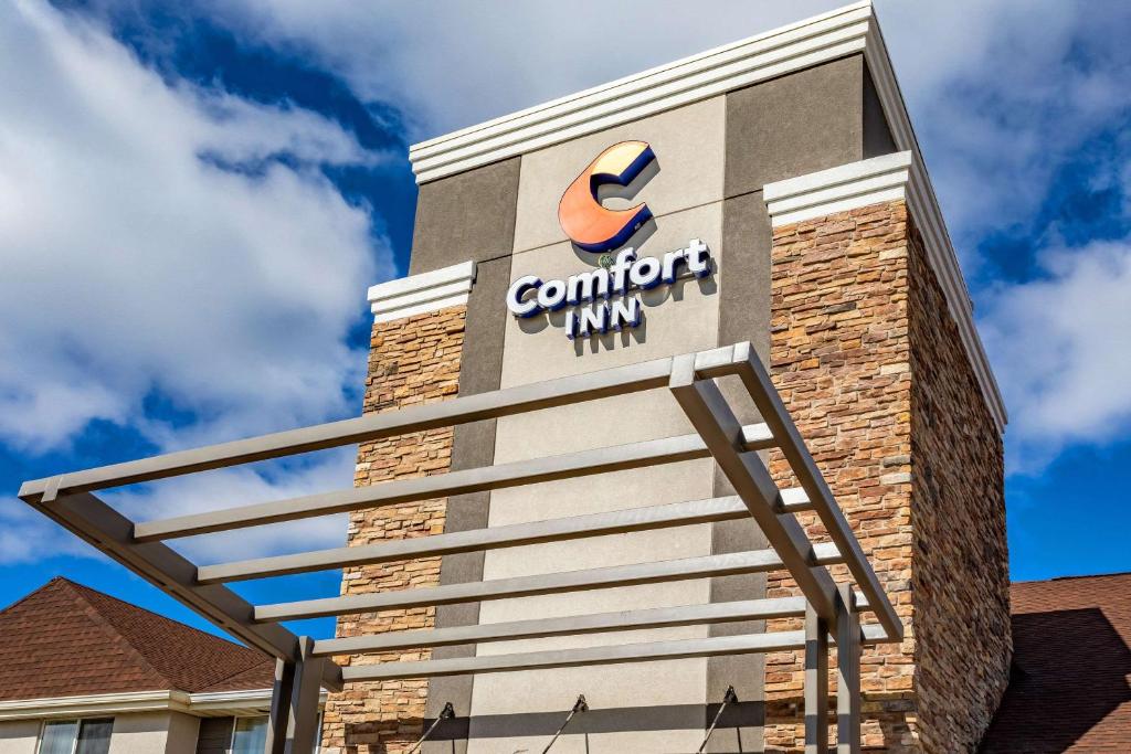 Comfort Inn image