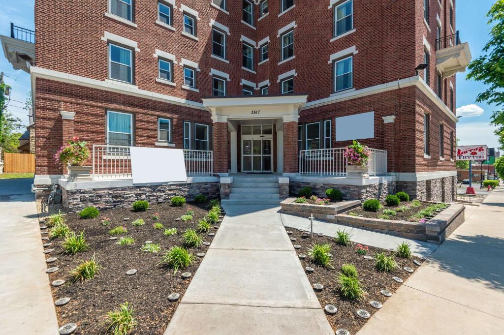 Quality Inn & Suites Kansas City Downtown photo 1
