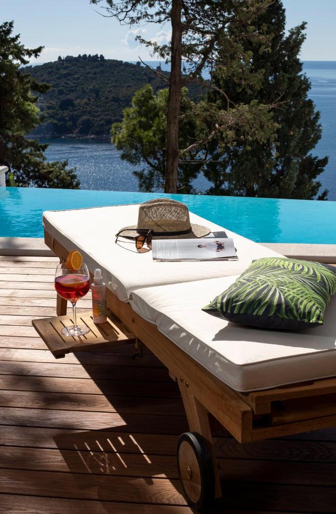 Villa T Dubrovnik - Wellness and Spa Luxury Villa with spectacular Old Town view photo 4