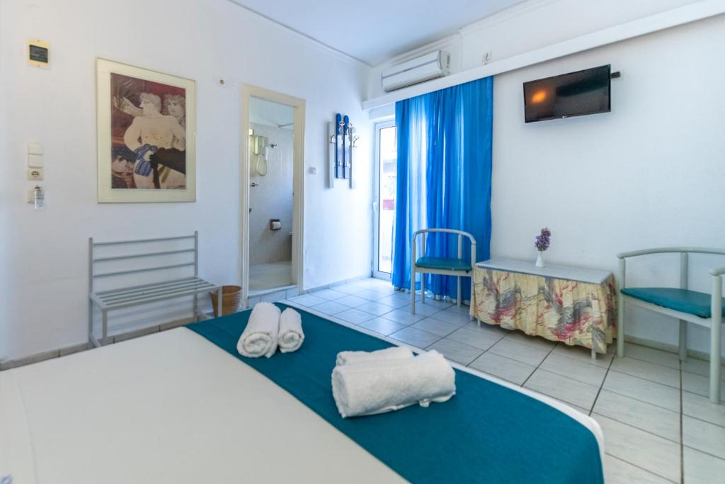 Двухместный (Двухместный номер Делюкс с 1 кроватью), ROY Hotel