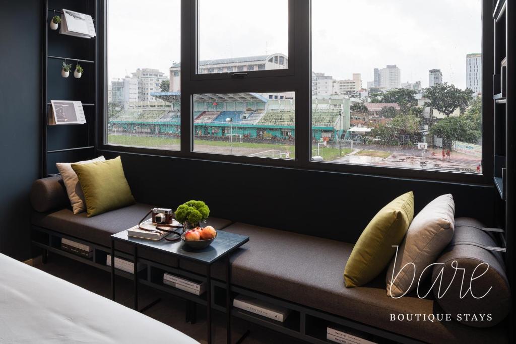 Bare Gallery Boutique Stays