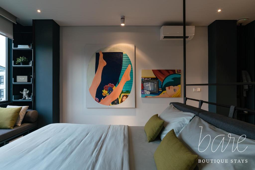 Bare Gallery Boutique Stays