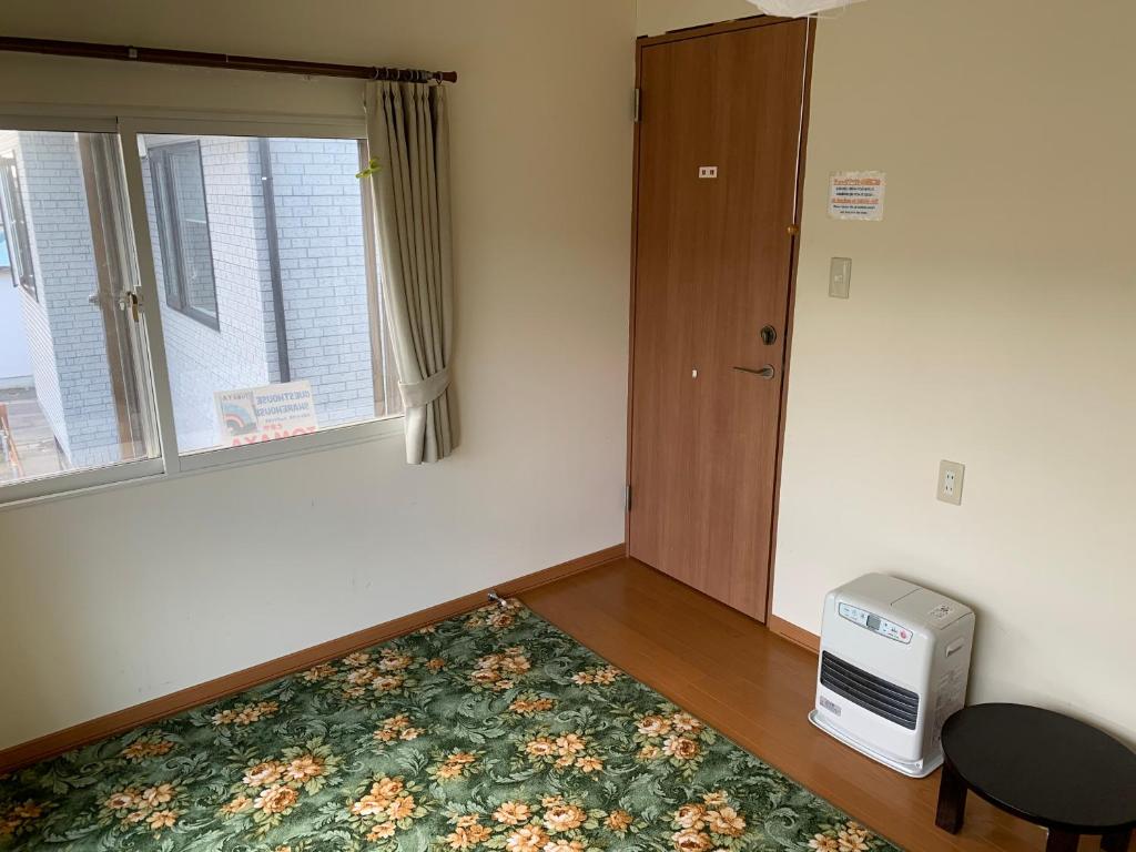 Guesthouse TOMAYA photo 4