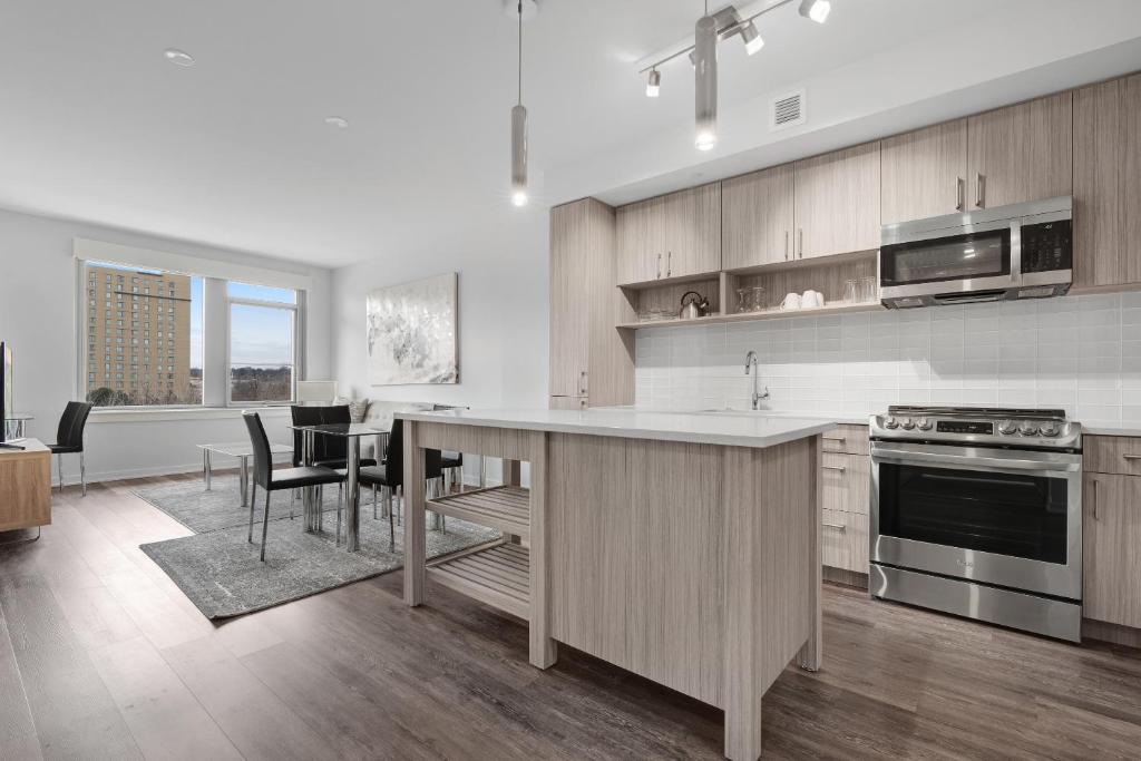 Global Luxury Suites Crystal City photo 3