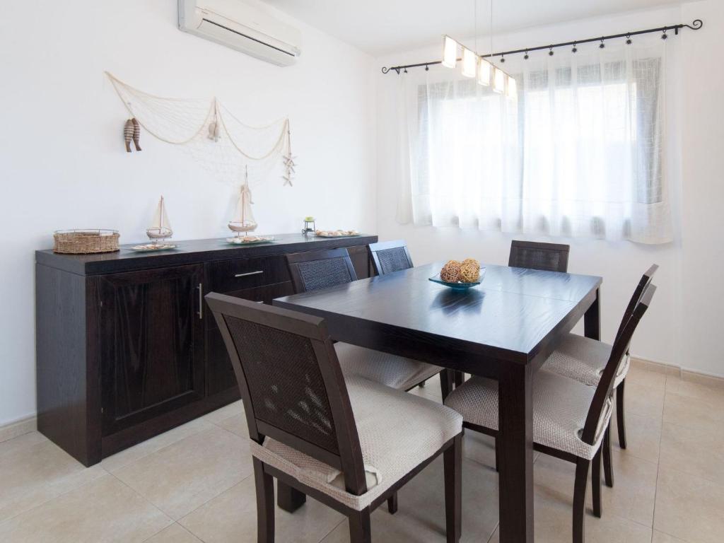 Apartment Escorxador by Interhome photo 1