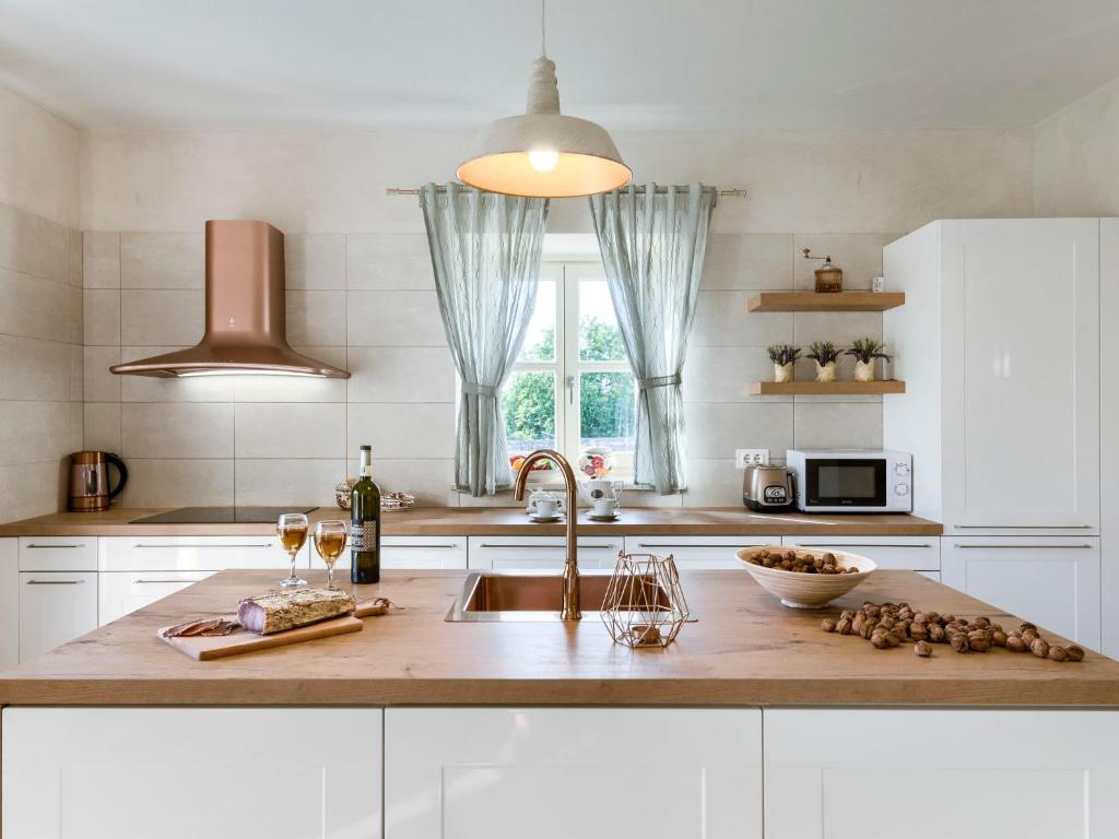 Holiday Home Ernesta - ROJ463 by Interhome photo 3