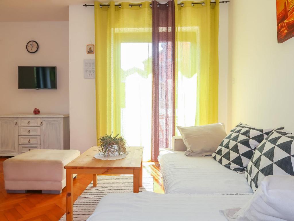 Apartment Novak - SNJ216 by Interhome photo 4