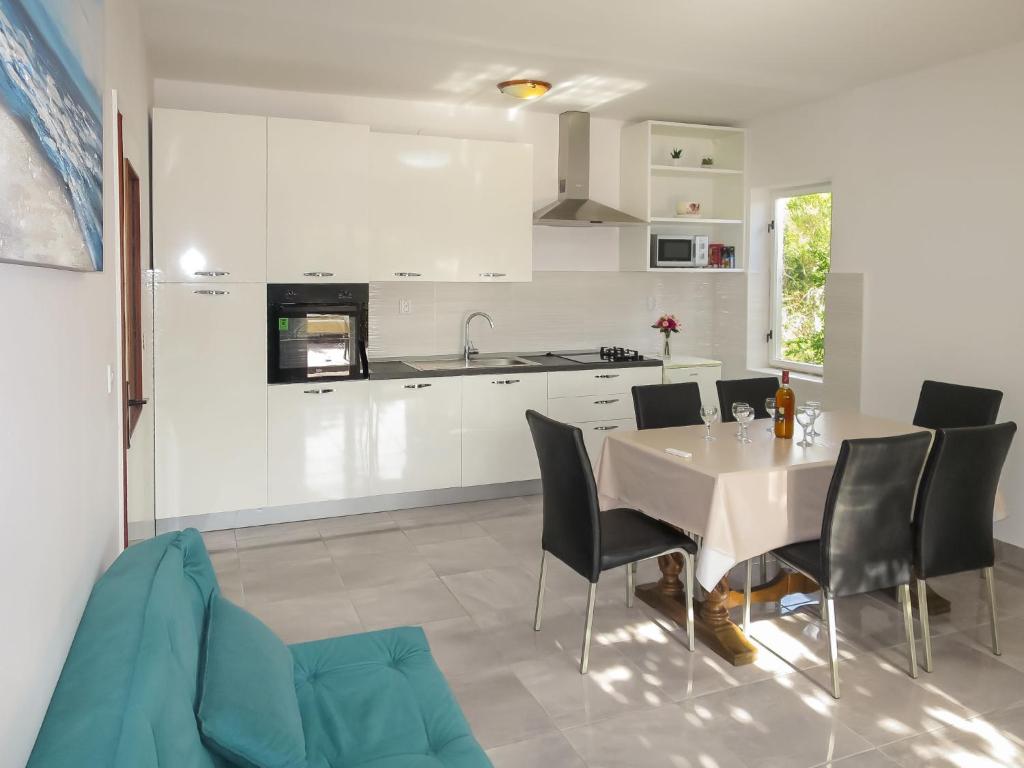 Holiday Home Bero - UGL505 by Interhome photo 2
