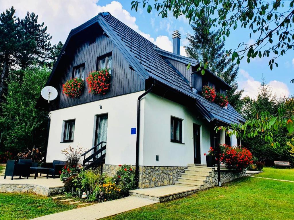Plitvice Retreat Apartments photo 1