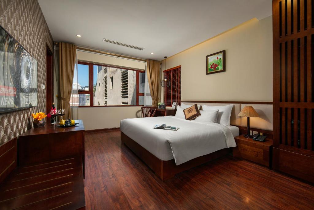 Midori Boutique Hotel - Tap to explore photos