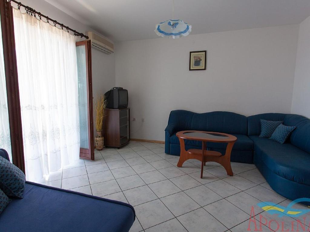 Apartment with terrace and sea view pool and outdoor kitchen for use photo 4