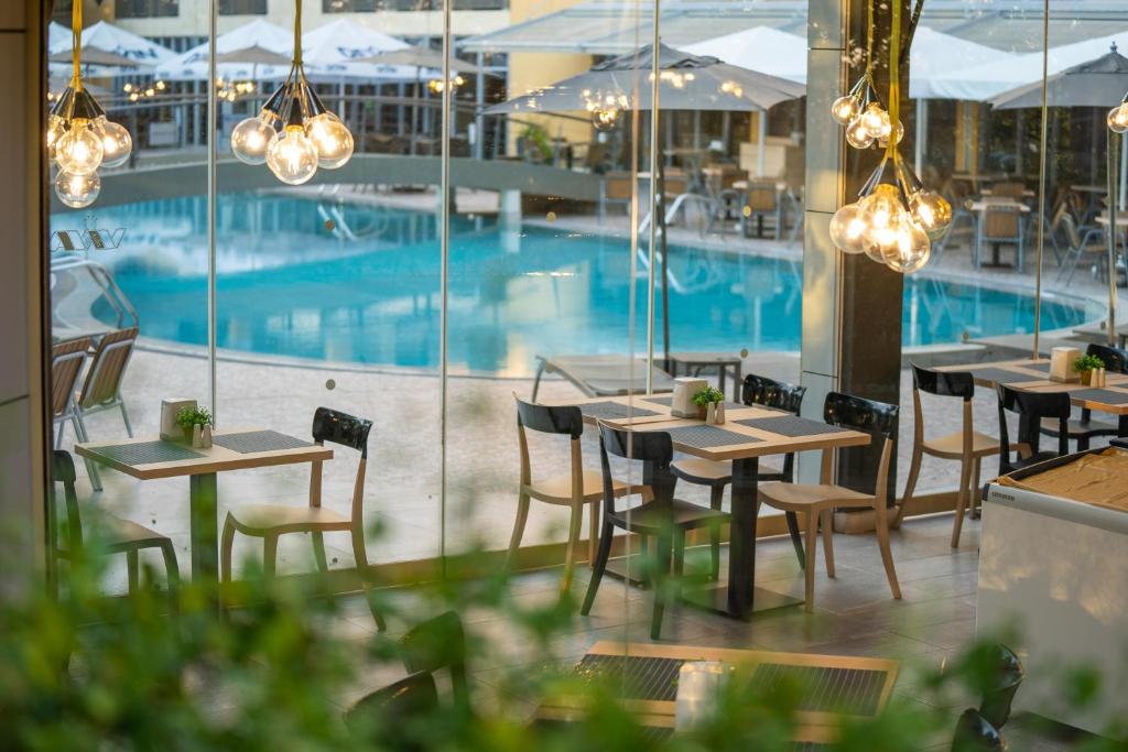 HVD Viva Club Ultra All Inclusive & Beach Snack Bar - Free Parking photo 2