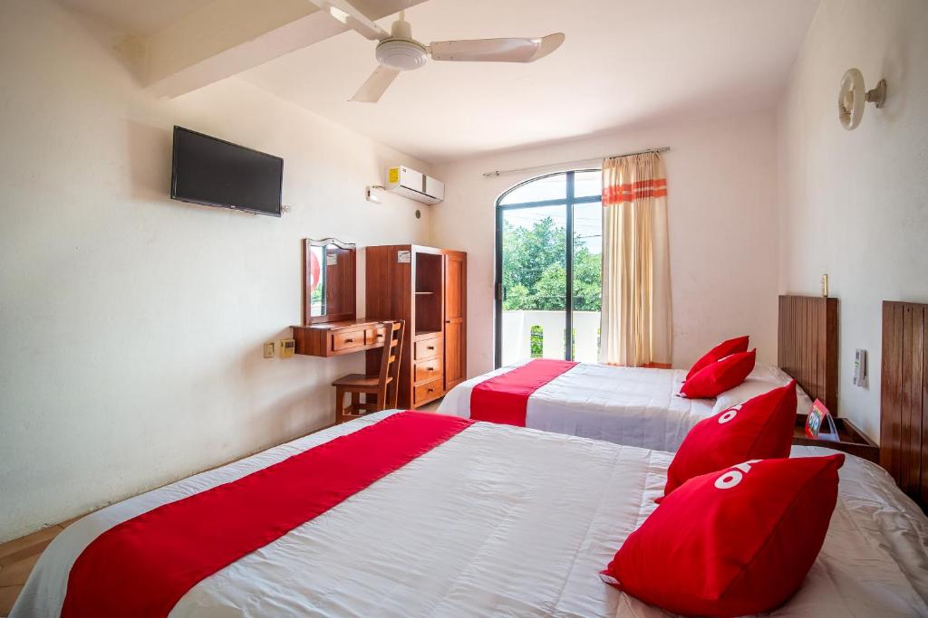 OYO Hotel Arena Surf, Puerto Escondido photo 2