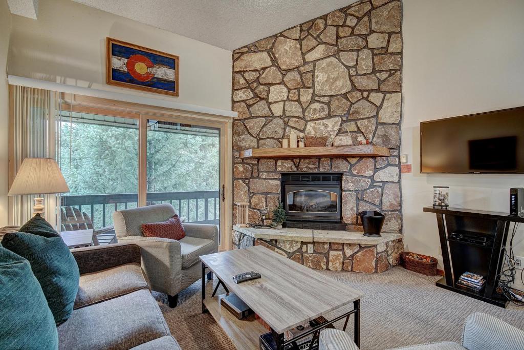 Atrium 304 image