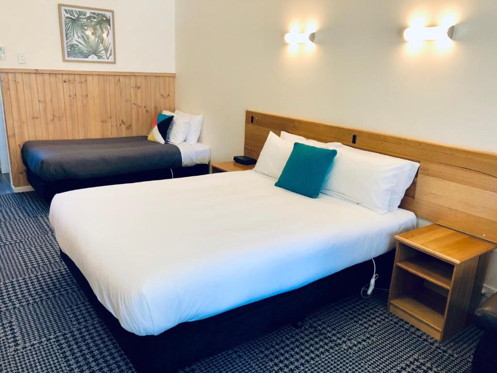 Bright Avenue Motor Inn photo 2