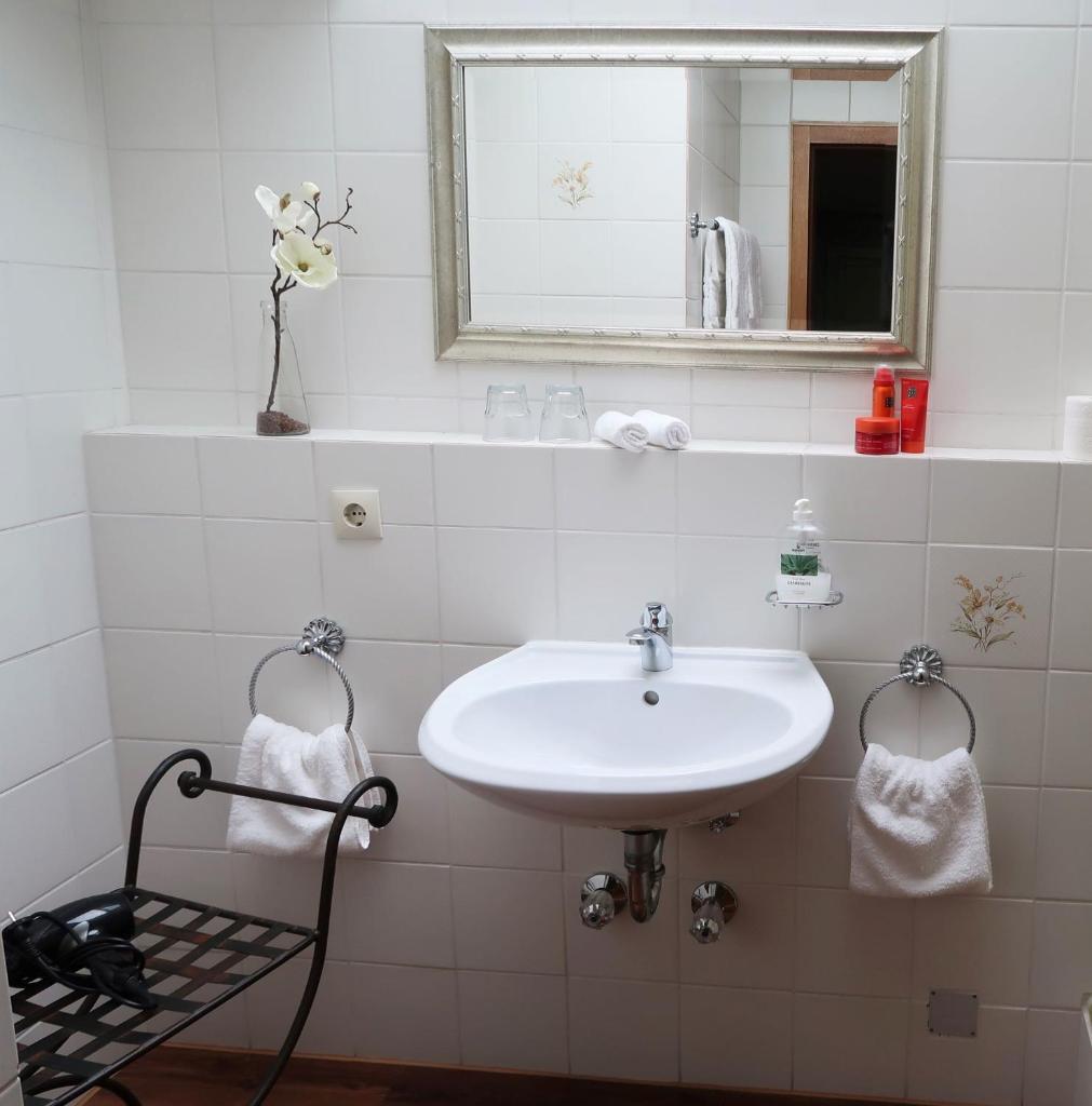 Hotel garni Bellevue photo 4