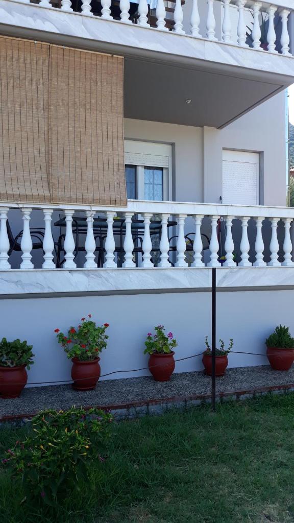 Nymfes House. photo 2
